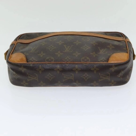LOUIS VUITTON Monogram Compiegne 28 Clutch Bag - Picture 5 of 16
